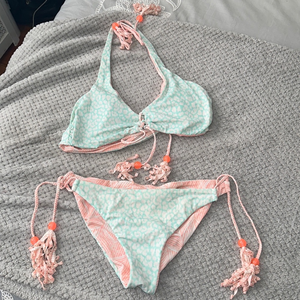 Victoria Secret Reversible Bikini Size Large